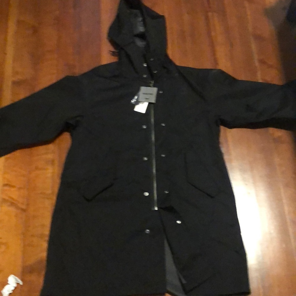 Uniqlo brand Fishtail Parka - Picture 3 of 3